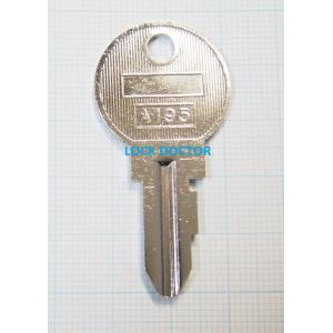 A195　合鍵　1本　井関農機　クボタ トラクター　イセキ　ヰセキ　ISEKI　　スペアキー　鍵　カ...