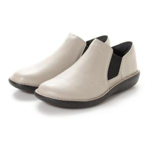 A-OK 【A-OK】《イン・アウト》ソールに特徴のペタンコスリッポンパンプス《EM19604》（グレージュ）