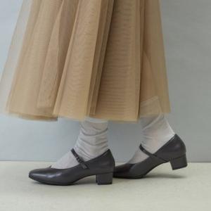 アキュアーズ AcureZ 足ゆび広がる×キレイ メリージェーンパンプス「母趾にやさしい美パンプス」 （ダークグレー）