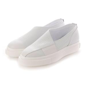 アカクラ AKAKURA アシメトリーカットスリッポン （WH）