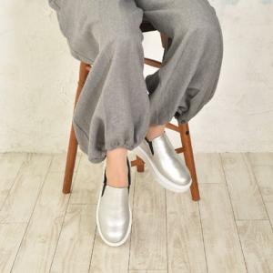 fitfit（フィットフィット） スリッポンレザースニーカー701