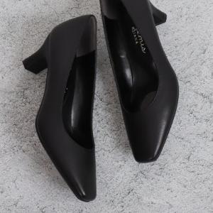 アルテミス バイ ダイアナ artemis by DIANA 本革スクエアトゥプレーンパンプス （黒...