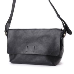 BICASH（ビカーシ） ショルダーバッグ プレーンレザーショルダーバッグ