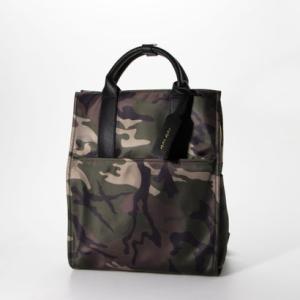＜ロングセラー＞カシュカシュ cache cache 11ポケットパーテーションリュックサック （カ...