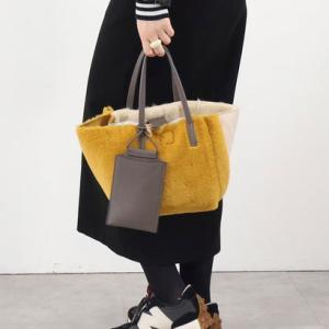 クーコ COOCO ポーチ付リバーシブルムートン風配色バッグ （イエロー）｜locondo-shopping