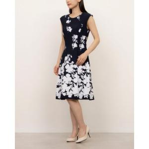 コネクテッドアパレル Connected APPAREL ☆フラワー柄ノースリーブフレアスカートワンピース （ネイビーxホワイト）