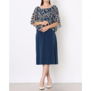 コネクテッドアパレル Connected APPAREL 華やかなケープが目を引くエレガントなワンピース （ブルー）