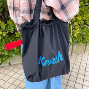 シーアールビー CRB 撥水配色ロゴトートバッグ （ブラック）