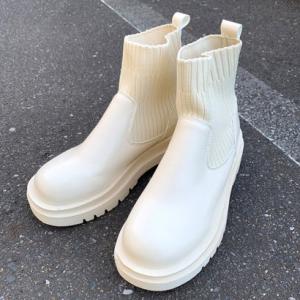 シーアールビー CRB ソックスブーツ （アイボリー）