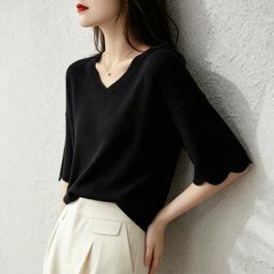 ドゥー ベル Doux Belle Vネックフレアスリーブニットトップス レディース トップス （ブ...