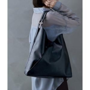 エトル etoll. トライアングルフェイクレザートートバッグ （ブラック）