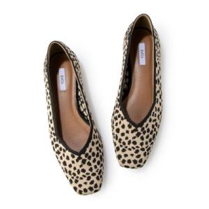 軽量で柔らかい【EVOL/イーボル】 Vカットニットスクエアフラットパンプス IU5044 （レオパ...