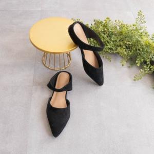 ファビーファビー FABBY FABBY. 甲ベルトポインテッドフラットサンダル （SDブラック）