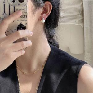 フォースメント Forcement ジルコニア付きパールモチーフピアス （ジルコニア）