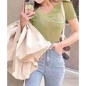 フューティアランド Futier Land カシュクール透かしニットプルオーバー