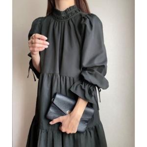 フィルー FILLOU FILLOU フリルカラーフレアワンピース （ダークグレー）