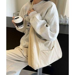 フロージュ florge 【軽量・A4収納可】ラウンドフォルムナイロンショルダーバッグ （オフホワイト）