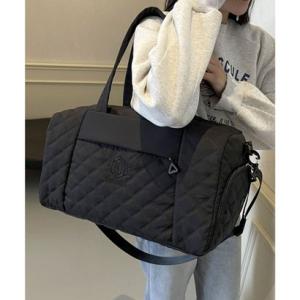 フロージュ florge 【多ポケット・撥水加工】 2WAY ワントーンダイヤキルトボストンバッグ/ショルダーバッグ/トラベルバッグ （ブラック）