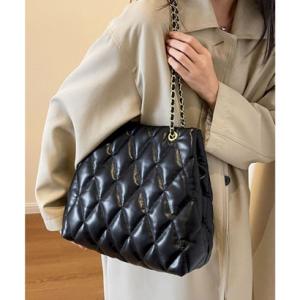フロージュ florge レザータッチダイヤキルトチェーンショルダーバッグ/トートバッグ （ブラック）