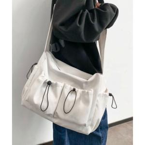 フロージュ florge 大容量で軽いダブルドロストポケットショルダーバッグ （ホワイト）