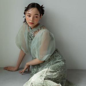 フォルムフォルマ form forma 【小柄さんに人気】オーガンジーパフスリーブ フラワー刺繍レー...