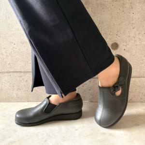エレモーサ HERMOSA 【日本製/4E幅/軽量/柔らか本革】ふかふか「ゆったり楽らく」 リボン付きコンフォートシューズ （グレー）