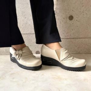 エレモーサ HERMOSA 【日本製/ゆったり3E幅/軽量/柔らか本革】ふかふか らくらく 「快適エアーソール」 結びリボンコンフォートシューズ（オフ