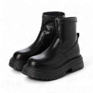 ホ 歩 厚底ストレッチフィットブーツ （BLK）