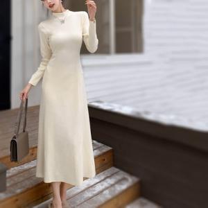 アイカ ica ワンピース ニットワンピース Aラインワンピース フレアワンピース ミモレ丈 ハイネック フィット＆フレア Aライン フレア ミモレ