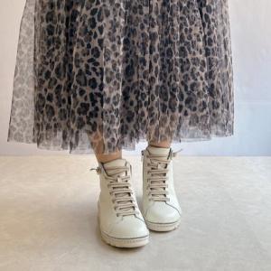 ジェイエス ハートレーベル JS Heartlavel 軽量 レザー ストレッチレースアップハイカットスニーカー 日本製 （アイボリー）