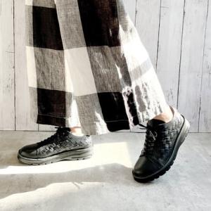 ジェイエス ハートレーベル JS Heartlavel 軽量★本革★レースアップスニーカー （ブラック）