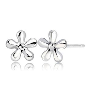 ララクリスティー LARA Christie ピアス レディース メンズ プラチナ K18 地金 クロス 花 ハート 星 月 PT900 ゴールド プ