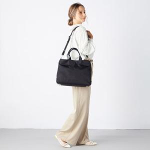 ラ バガジェリー LA BAGAGERIE ツイルナイロン×エナメル 2WAYトートバッグ Mサイズ （ブラック）