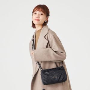 ラ バガジェリー LA BAGAGERIE シャドージャカード ショルダーバッグ （ブラック）