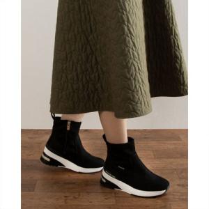 ★極美品★Dr.Martens ショートブーツ JESY 6ホール 25.0㎝ Dr.Martens（ドクターマーチン） 厚底 レディース JESY ヒールブーツ