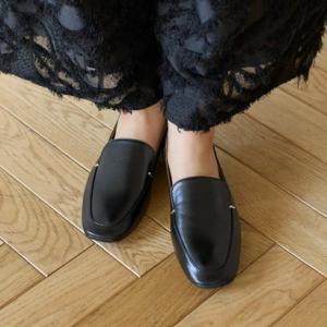 モード エ ジャコモ カリーノ MODE ET JACOMO carino 【訳あり新品】【レイン対応】スクエアトゥフラットシューズ （ブラック）