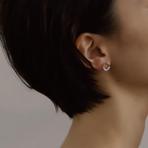 ノエルマーケット Noelmarket ピアス 金属アレルギー対応 スクエア型 ダイヤ 小ぶり つけっぱなし シンプル 18kコーティング 上品 両耳