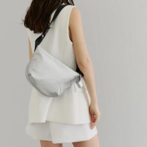 ペレボルサ PELLE BORSA 「チアーズ」ショルダーバッグ （シルバー）