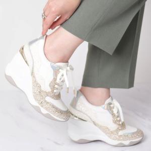 diana（プラスダイアナ） スニーカー 「9cm」美脚ヒールアップ