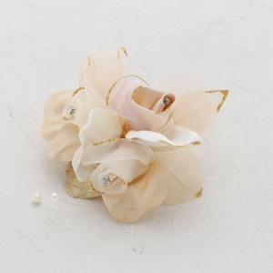 プレンドレ ラ ジョア prendre la joie グリッター巻きバラ3輪コサージュ