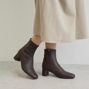 リズ ラフィーネ Riz raffinee 【レイン対応】ストレッチショートブーツ （ダークブラウン）