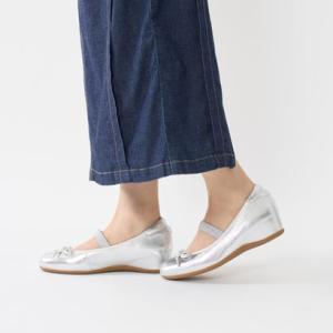 リズ ラフィーネ Riz raffinee 【3E】バレエスニーカー （シルバー）