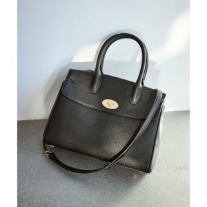 ロペピクニック パサージュ ROPE' PICNIC PASSAGE フラップデザイン2WAYハンドルミドルバッグ （ブラック（01））