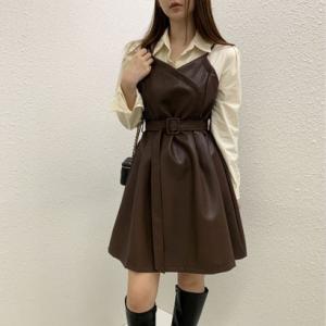 ショッピングゴー shoppinggo フレアキャミワンピース ジャンパースカート フェイクレザーワンピース 合成皮革 合皮 低身長向け 着痩せ 重ね