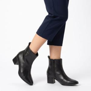 テーン tehen 【4cm4時間防水設計】現代的シルエットの5.0cmヒールショートブーツ TN4031 （ブラック）