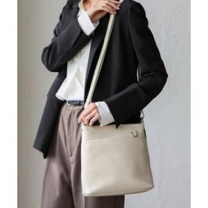 ヴィータフェリーチェ VitaFelice 本革2WAYショルダーバッグ （OFFWHITE）