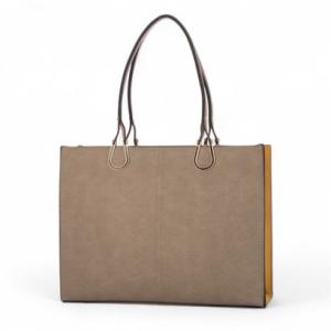 ビアデルトリトーネ Via Del Toritone バイカラー馬蹄A4トート （モカ）