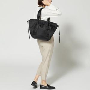 イザックヴーエ Y'SACCS vous et 【Y’SACCS vous et】コンテナバッグ Lサイズ （ブラック）