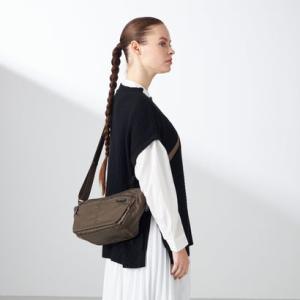 イザックヴーエ Y'SACCS vous et 【Y’SACCS vous et】サイドジップミニショルダー （カーキ）