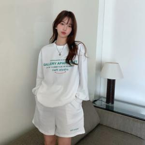 ゾエ ジェンコ Zoe Jenko レタリングロゴプリントロングTシャツ ショートパンツ セットアップ 9786